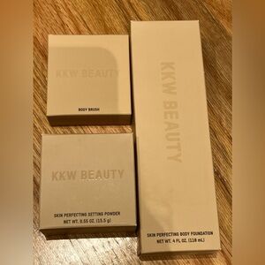 NEW ✨ KKW - body foundation in color light/medium, setting powder and body brush